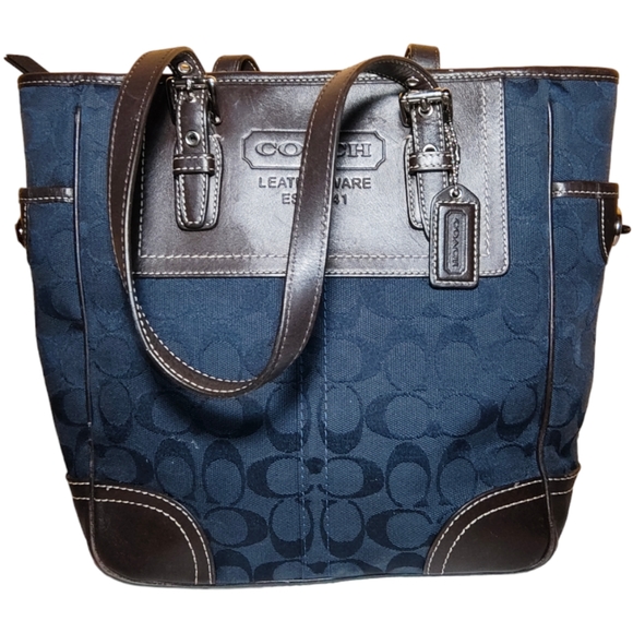 Coach Leatherware 1941 Navy Blue Shoulder Bag - Picture 10 of 10